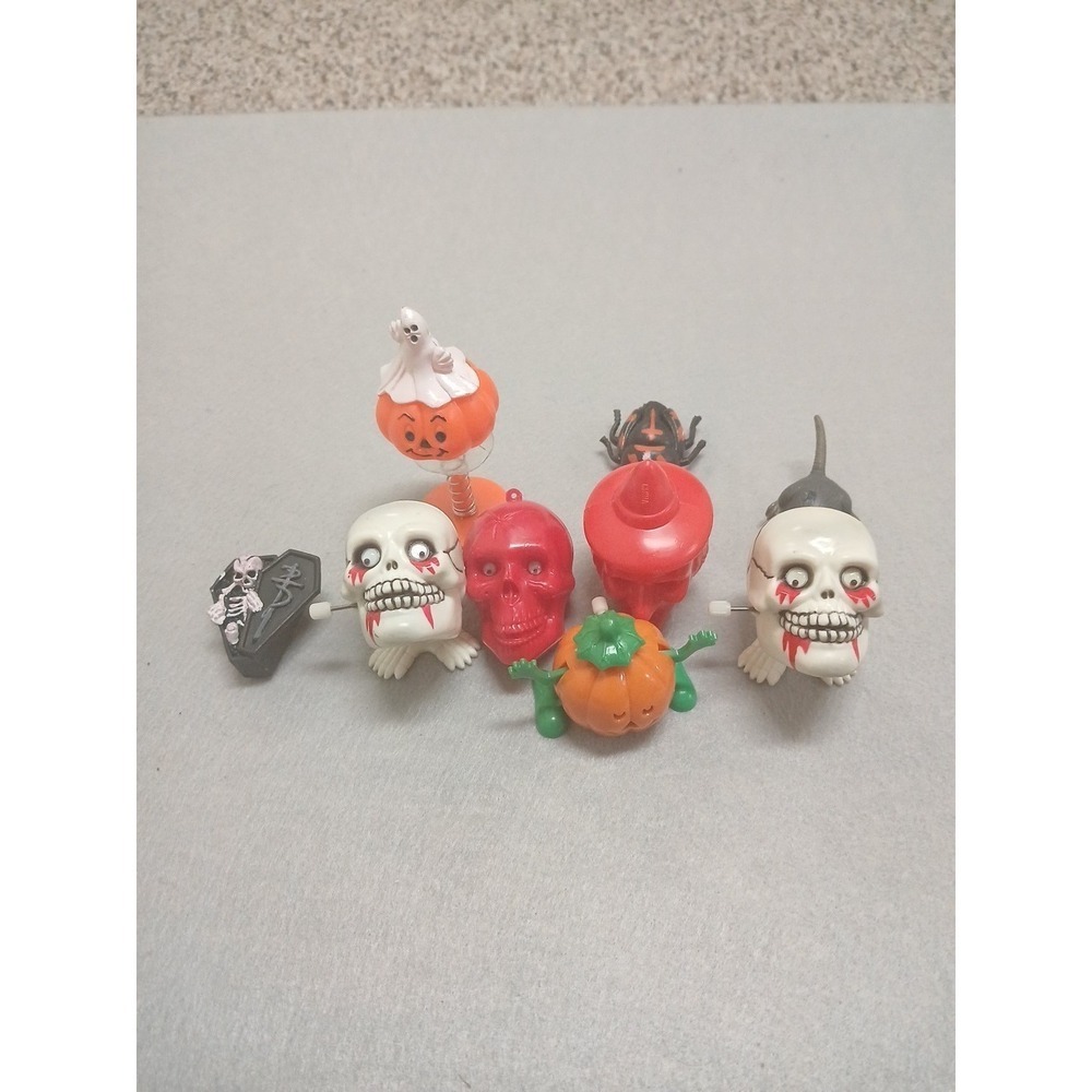 Vintage Russ Halloween Lot Jewelry Wind Up Skull Moving Jaw Googly Eye Bleeding